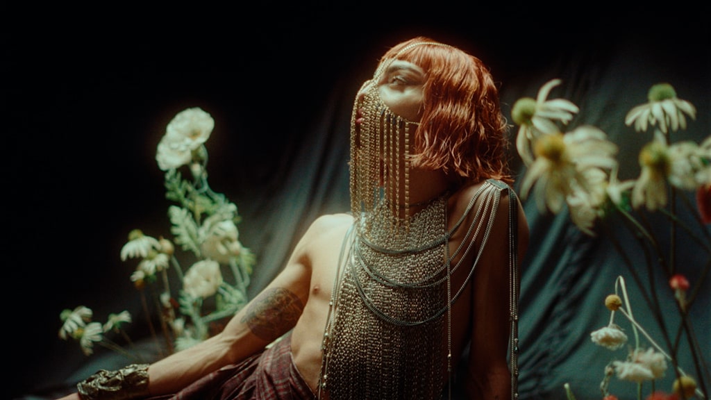 clip_bilal hassani_il ou elle